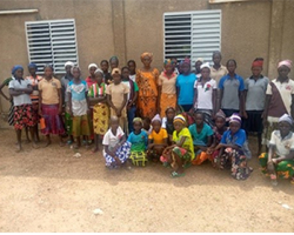 Promotion de l&#039;éducation des filles et de l&#039;autonomisation des femmes en milieu rural